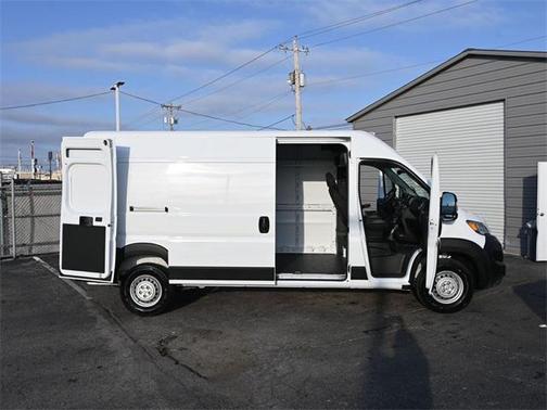 2026 RAM ProMaster 3500 Window Van High Roof