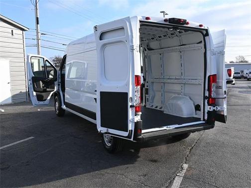 2026 RAM ProMaster 3500 Window Van High Roof