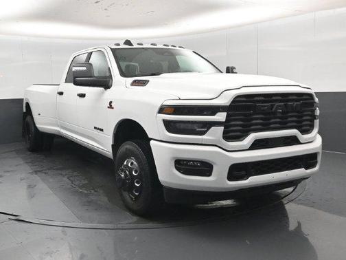 Bright White Clearcoat 2027 RAM 3500 Big Horn
