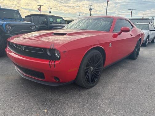 2016 Dodge Challenger SXT
