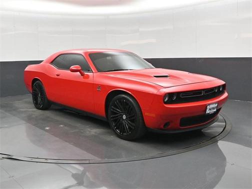 2016 Dodge Challenger SXT