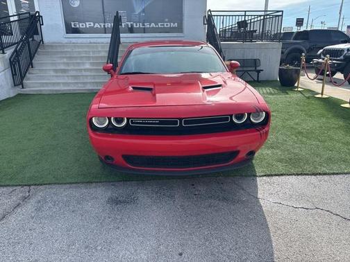 2016 Dodge Challenger SXT
