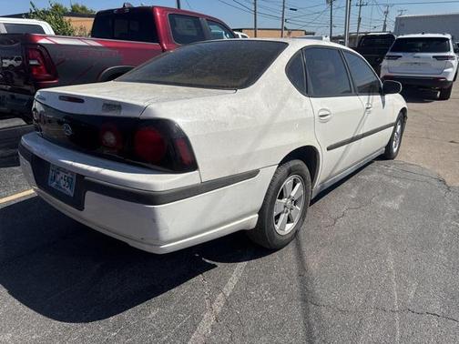 2004 Chevrolet Impala Base