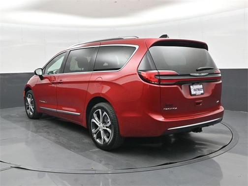2026 Chrysler Pacifica L