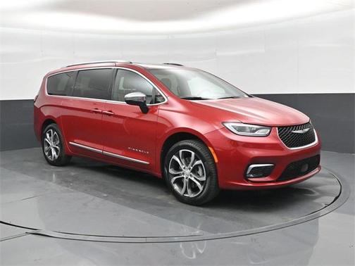 2026 Chrysler Pacifica L