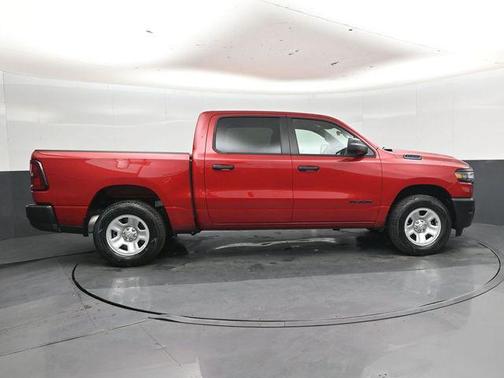 Molten Red Pearlcoat 2026 RAM 1500 Tradesman