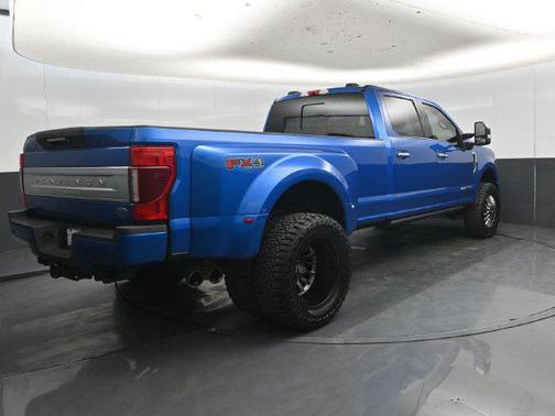 Blue Metallic 2020 Ford F-350 Platinum