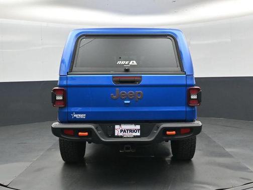 Hydro Blue Pearlcoat 2021 Jeep Gladiator Mojave 4x4