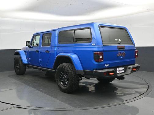 Hydro Blue Pearlcoat 2021 Jeep Gladiator Mojave 4x4