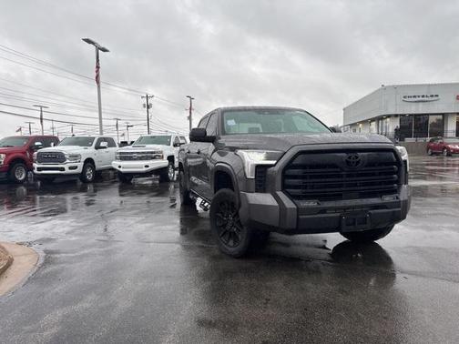 2022 Toyota Tundra SR5