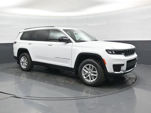 Bright White Clearcoat 2026 Jeep Grand Cherokee L Laredo