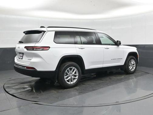 Bright White Clearcoat 2026 Jeep Grand Cherokee L Laredo