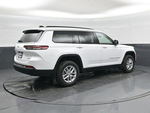 Bright White Clearcoat 2026 Jeep Grand Cherokee L Laredo