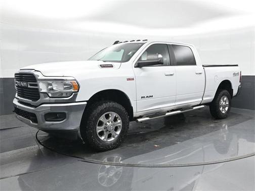 2020 RAM 2500 Big Horn Crew Cab 4X4 6'4' Box