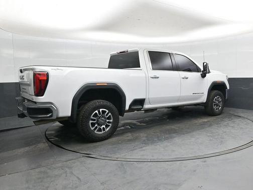 Summit White 2021 GMC Sierra 2500 SLT
