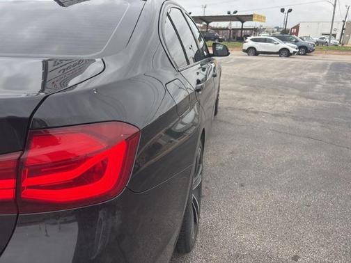 2018 BMW 330 330i