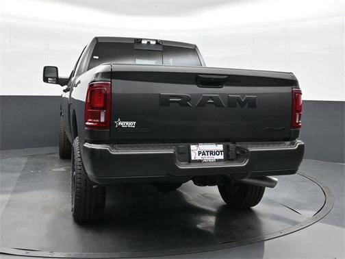 2025 RAM 2500 Big Horn Crew Cab 4x4 6'4' Box
