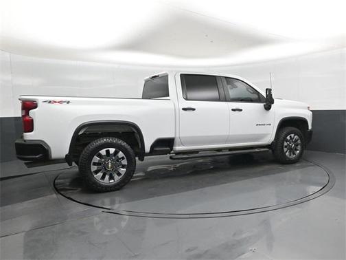 2022 Chevrolet Silverado 2500 Custom