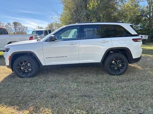 2025 Jeep Grand Cherokee Altitude