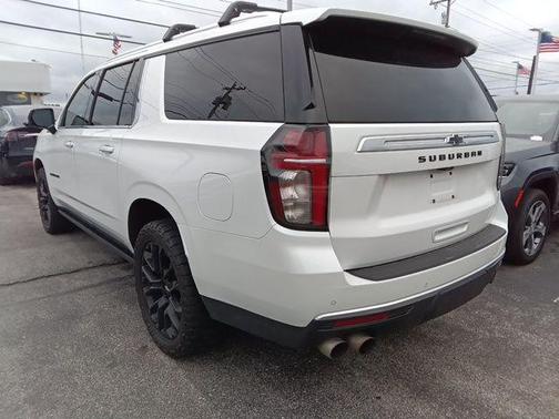 2023 Chevrolet Suburban 4WD High Country