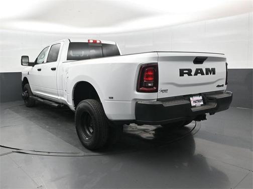 2026 RAM 3500 Tradesman Crew Cab 4x4 8' Box