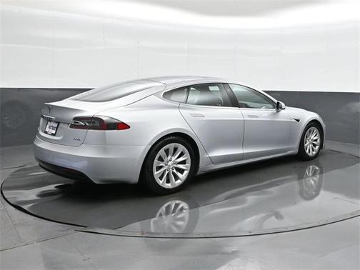 2017 Tesla Model S 90D
