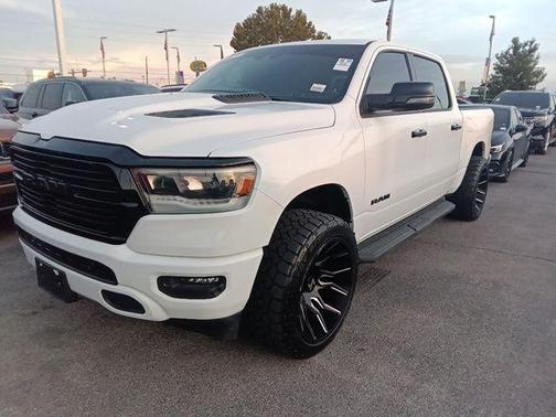 Bright White Clearcoat 2023 RAM 1500 Laramie