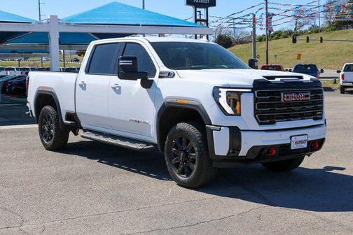 Summit White 2025 GMC Sierra 2500 AT4