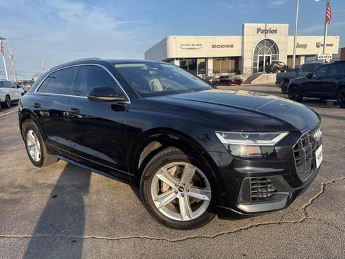 2021 Audi Q8 55 Premium
