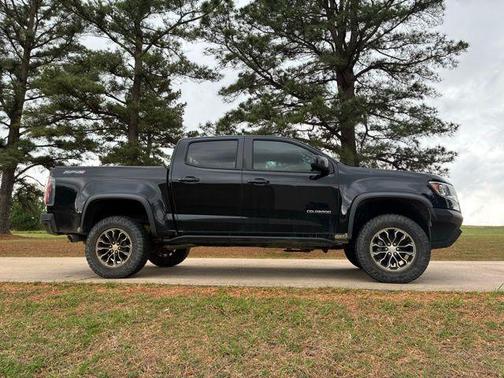 Black 2020 Chevrolet Colorado ZR2