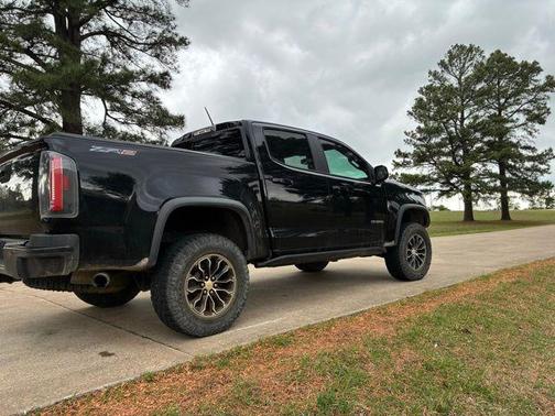 Black 2020 Chevrolet Colorado ZR2