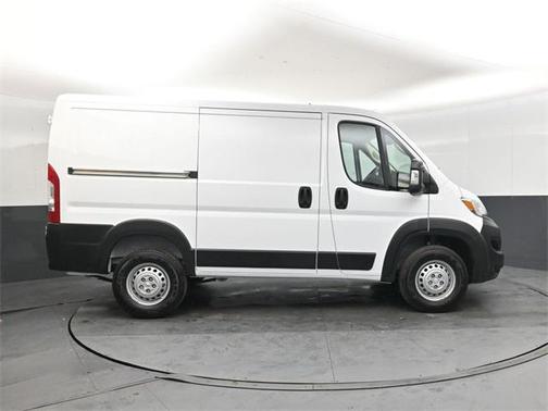2026 RAM ProMaster 1500 Low Roof