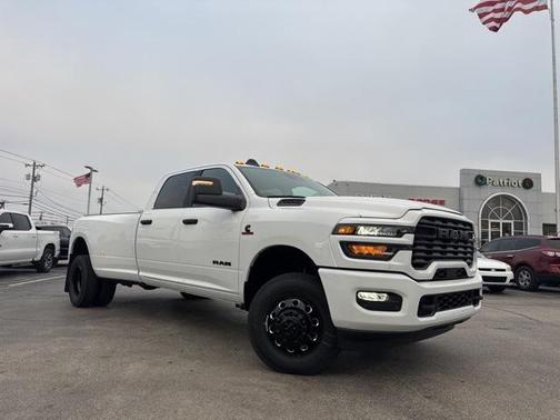 2026 RAM 3500 Big Horn Crew Cab 4x4 8' Box