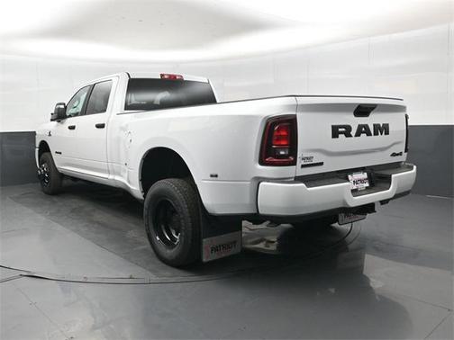 2026 RAM 3500 Big Horn Crew Cab 4x4 8' Box