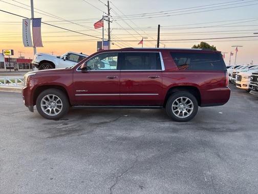 2017 GMC Yukon XL Denali