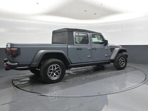 Anvil Clearcoat 2026 Jeep Gladiator Shadow Ops