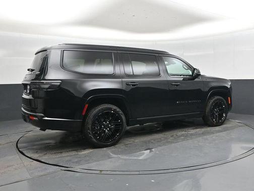 High Gloss Black 2026 Jeep Grand Wagoneer Limited Reserve 4x4