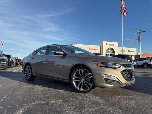 2022 Chevrolet Malibu FWD LT