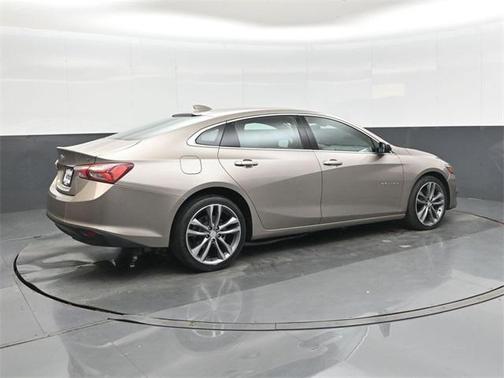 2022 Chevrolet Malibu FWD LT