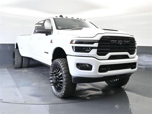 2025 RAM 3500 Laramie Crew Cab 4x4 8' Box