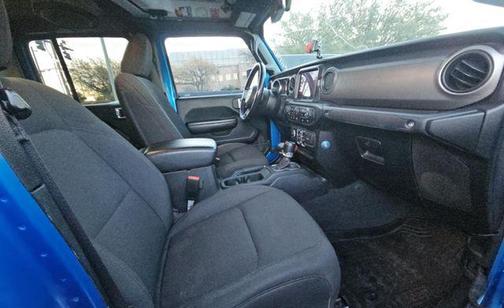 Hydro Blue Pearlcoat 2021 Jeep Gladiator Willys 4x4