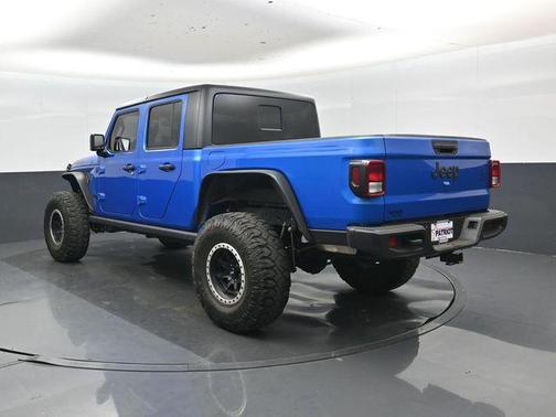 Hydro Blue Pearlcoat 2021 Jeep Gladiator Willys 4x4