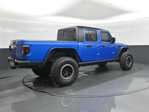 Hydro Blue Pearlcoat 2021 Jeep Gladiator Willys 4x4