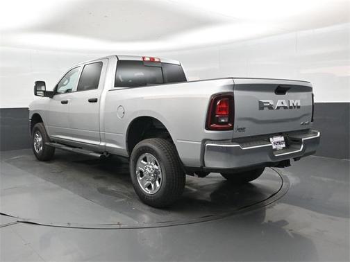2026 RAM 2500 Tradesman Crew Cab 4x4 6'4' Box