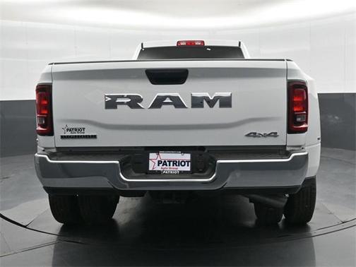 2026 RAM 3500 Big Horn Crew Cab 4x4 8' Box