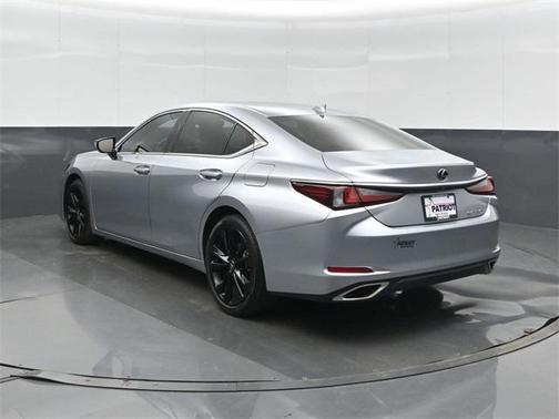 2022 Lexus ES 350 Base