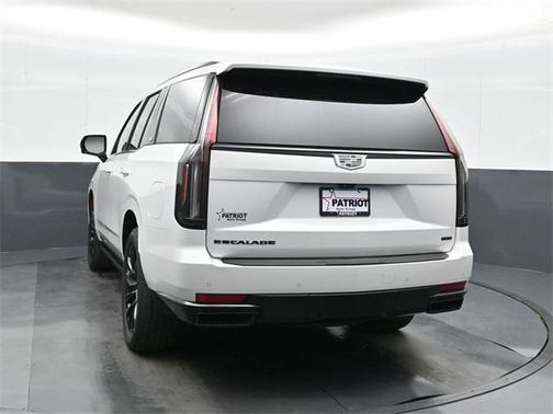 2023 Cadillac Escalade Sport Platinum