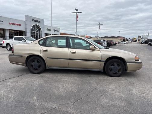 2004 Chevrolet Impala Base