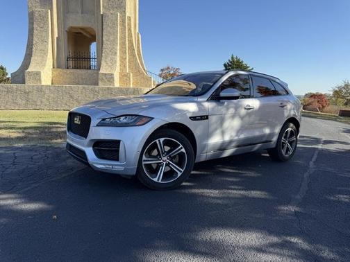 2018 Jaguar F-PACE 25t R-Sport