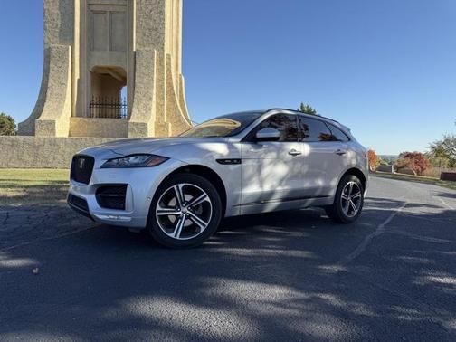 2018 Jaguar F-PACE 25t R-Sport